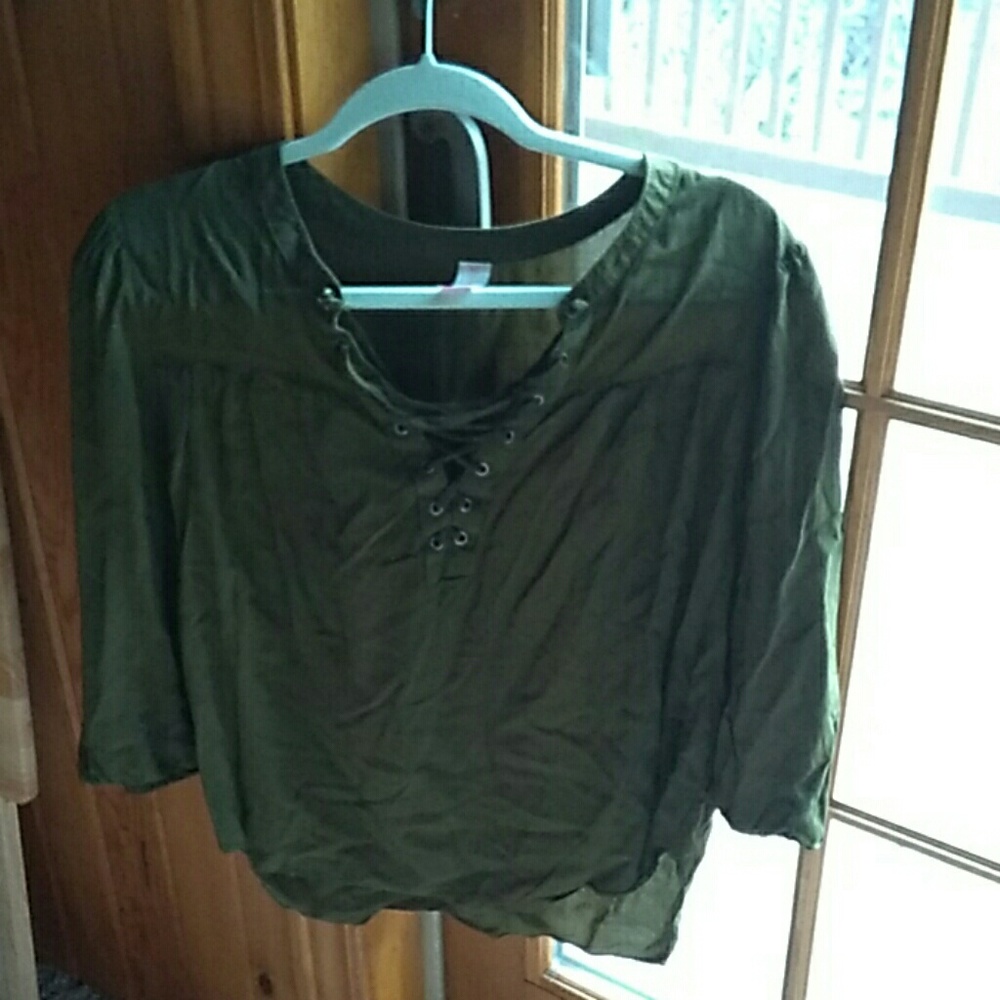 Dark green tied top